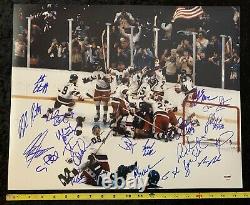 1980 USA Hockey Miracle On Ice Team 20 Signatures Signed 16x20 Photo PSA DNA COA