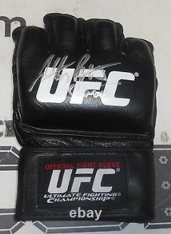 Anthony Pettis Signed Official UFC Fight Glove PSA/DNA COA with Showtime Autograph