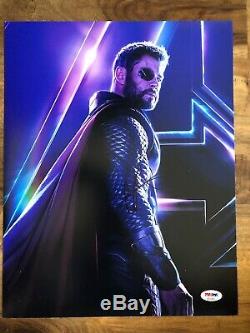 Avengers Chris Hemsworth Marvel Signed Autographed Thor 11x14 Photo Psa/dna Coa