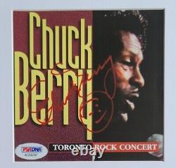 Chuck Berry Signed Psa/dna Coa Rock Roll Music Singer Autographed CD Display Psa