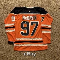 Connor McDavid Signed Edmonton Oilers Jersey PSA/DNA COA