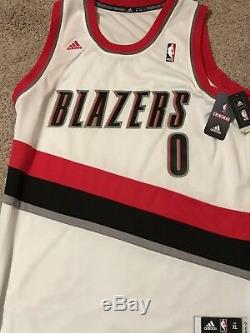 DAMIAN LILLARD Autograph Signed Portland Trail Blazers Jersey PSA/DNA COA