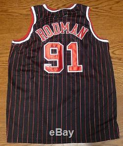 Dennis Rodman Signed Black Chicago Bulls Jersey PSA/DNA COA 3 Peat 1996-97-98 54
