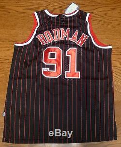 Dennis Rodman Signed Black Chicago Bulls Jersey PSA/DNA COA HOF 2011 The Worm 52