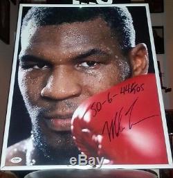 Huge Rare Hand Signed Psa / Dna Coa Mike Tyson 18x24 Poster Baddest Man On The