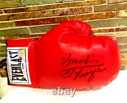 Joe Frazier Signed Everlast (R) Boxing Glove with Smokin' PSA/DNA COA Autograph