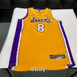 Kobe Bryant Signed 2000 Finals Los Angeles Lakers Jersey Beckett & PSA/DNA COA