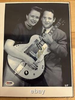 Les Paul Autographed 11x8.5 Photo Holding Guitar PSA/DNA PSA COA #2 Of 3