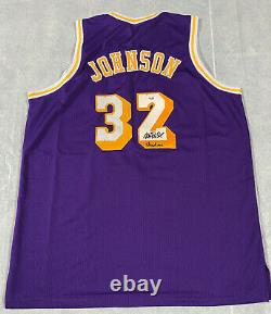 Magic Johnson Signed Purple Jersey with Showtime Inscription Auto PSA DNA COA