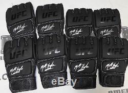 Matt Hughes Signed UFC Glove PSA/DNA COA Autograph 60 34 112 79 63 50 52 45 42
