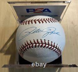 Pete Rose Autographed Baseball With PSA/DNA COA Cincinnati Reds