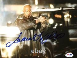 Samuel L. Jackson Autographed 8 x 10 Shaft Pointing Gun Photo PSA DNA COA