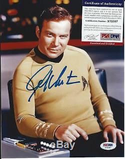 Star Trek WILLIAM SHATNER Signed Captain James T Kirk 8x10 Photo PSA/DNA COA
