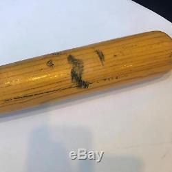 The Finest 1991 Will Clark Signed Game Used Bat PSA DNA COA 9.5 Outstanding Use