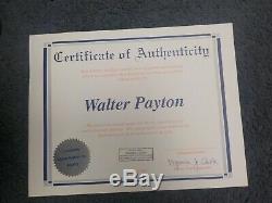 WALTER PAYTON FRAMED MATTED AUTOGRAPH PHOTO WithSWEETNESS COA PAYTON PSA/DNA